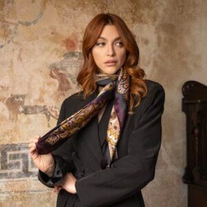Elizabetta Boutique Malta - Hand Rolled Silk Scarf Foulard - Plum